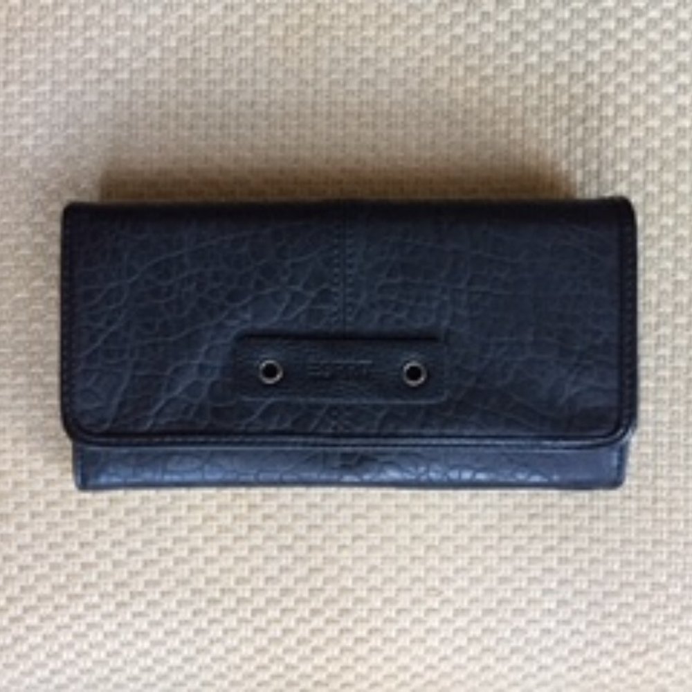 Black wallet